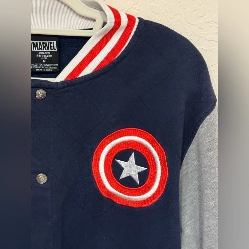 Marvel Captain America Red White Blue Gray Sleeves Varsity Jacket Men’s Size M